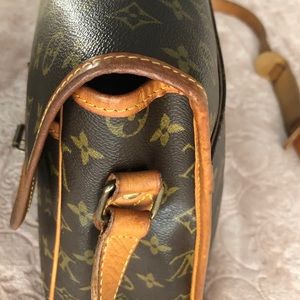 Additional Pics - Louis Vuitton Messenger Bag